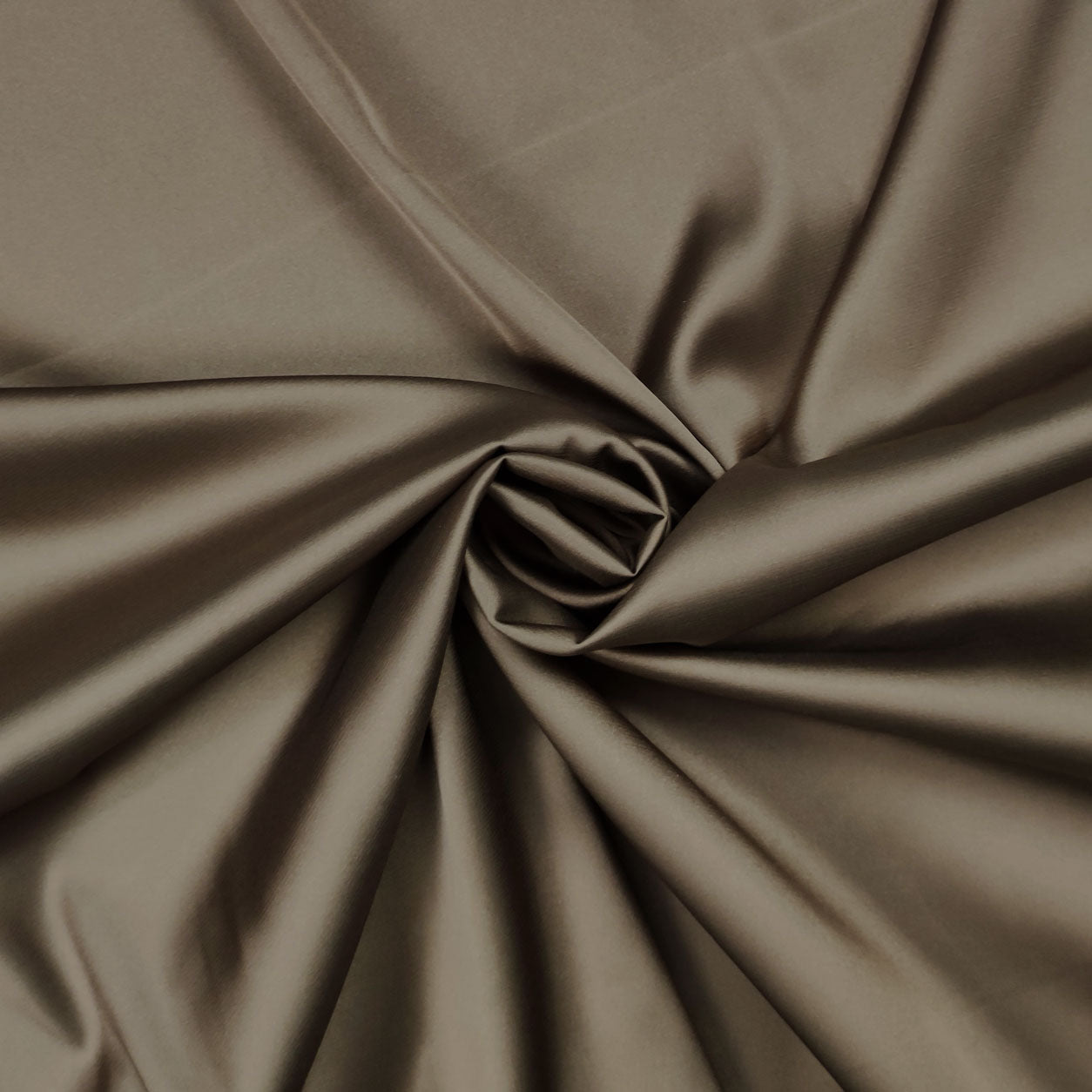 Tovaglia e tovaglioli Tortora lucido